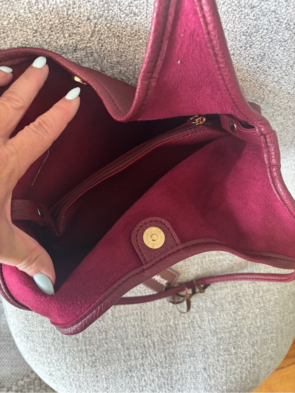 Classic Women’s Shoulder Bag in Deep Berry